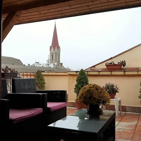 Luxury Oldtown Loft 320m2 On Hlavná Street