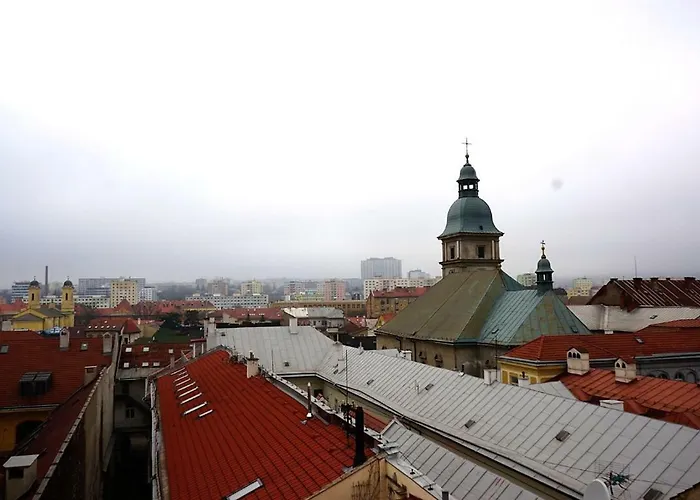 Luxury Oldtown Loft 320m2 On Hlavná Street *