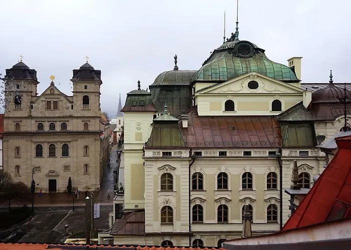 Luxury Oldtown Loft 320m2 On Hlavna Street Кошице